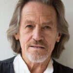 ไมล์ส แอนเดอร์สัน (Miles Anderson)