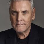 มิทเชล มัลเลน (Mitchell Mullen)