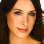 นาตาลี โกลด์ (Natalie Gold)