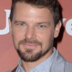 นาธาน ฟิลลิปส์ (Nathan Phillips)