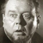 ไนออล แม็กกินนิส (Niall MacGinnis)