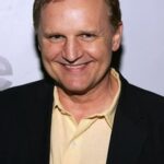 นิค เจมสัน (Nick Jameson)