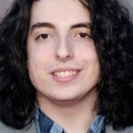 นิค วูล์ฟฮาร์ด (Nick Wolfhard)