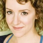 โอลิเวีย แฮ็ค (Olivia Hack)