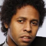 โอเว่น เดวิส (Owen Davis)