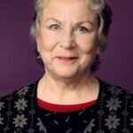 แพม เฟอร์ริส (Pam Ferris)