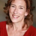 พาเมล่า สจ๊วร์ต (Pamela Stewart)