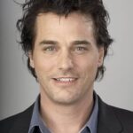 พอล กรอสส์ (Paul Gross)