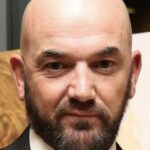 พอล ไอร์แลนด์ (Paul Ireland)