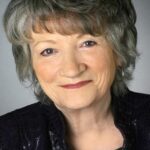 เพ็ก โฮลเซเมอร์ (Peg Holzemer)