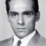 เพอร์รี่ โลเปซ (Perry Lopez)