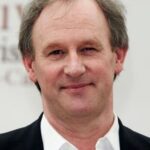 ปีเตอร์ เดวีสัน (Peter Davison)