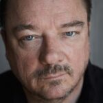 ปีเตอร์ เคิร์ธ (Peter Kurth)