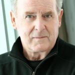 ปีเตอร์ แม็คนีล (Peter MacNeill)