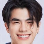 ภาคภูมิ ร่มไทรทอง (Phakphum Romsaithong)