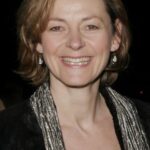 พิปปา เฮย์วูด (Pippa Haywood)