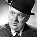 เรย์มอนด์ โลเวลล์ (Raymond Lovell)