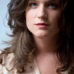 รีเน่ ฮัมฟรีย์ (Renée Humphrey)