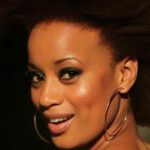 เรเนต สจ๊วร์แมน (Renate Stuurman)