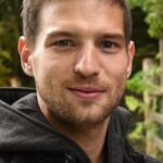 โรเบิร์ต ฟินสเตอร์ (Robert Finster)