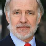 โรเบิร์ต ไพน์ (Robert Pine)