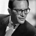 โรเบิร์ต คิว. ลูอิส (Robert Q. Lewis)