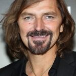 โรบิน แอตกิน ดาวน์ส (Robin Atkin Downes)