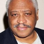 รอน แคนาดา (Ron Canada)