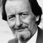 โรนัลด์ พิคอัพ (Ronald Pickup)