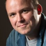 รอรี่ คินเนียร์ (Rory Kinnear)