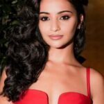 ซาเลน่า คูเรชิ (Salena Qureshi)