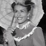 แซลลี่ ฮิวจ์ (Sally Hughes)