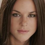 ซาร่าห์ บัตเลอร์ (Sarah Butler)