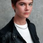 ซาร่าห์ เจ. บาร์โทโลมิว (Sarah J. Bartholomew)