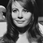 ซาร่าห์ ไมล์ส (Sarah Miles)