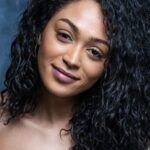 ซาวันนา บาสลีย์ (Savannah Basley)