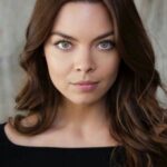 สการ์เล็ตต์ เฮฟเนอร์ (Scarlett Hefner)