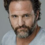 สก็อตต์ ฮันเตอร์ (Scott Hunter)