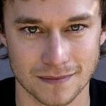 ฌอน คุก (Sean Cook)