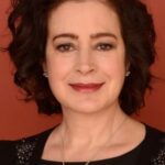 ฌอน ยัง (Sean Young)