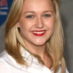 สกาย แม็คโคล บาร์ทูเซียก (Skye McCole Bartusiak)