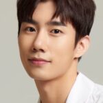 ซอน วูฮยอน (Son Woo-hyeon)