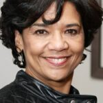โซเนีย มานซาโน่ (Sonia Manzano)