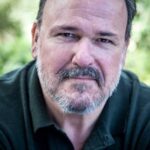 สตีเฟ่น มาร์คัส (Stephen Marcus)