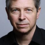 สตีเฟ่น แรชบรู๊ค (Stephen Rashbrook)