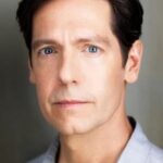 สตีเฟน ธอร์น (Stephen Thorne)