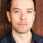 สตีฟ มูซาคิส (Steve Mouzakis)