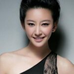 ถัง อี้เฟย (Tang Yifei)