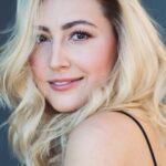 เทย์เลอร์ ดูลีย์ (Taylor Dooley)