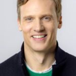 เท็ดดี้ เซียร์ส (Teddy Sears)